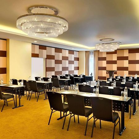Wyndham Garden I-City Shah Alam Exterior foto