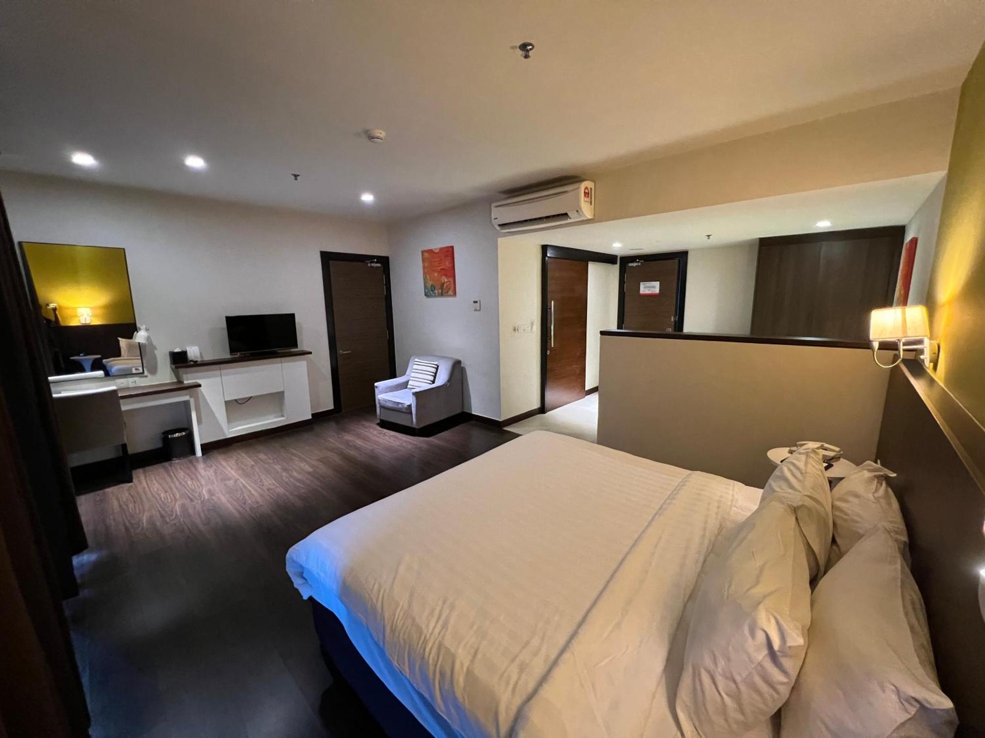 Wyndham Garden I-City Shah Alam Exterior foto